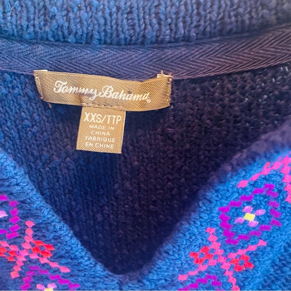 Tommy Bahama Eden Bay Tassel Tunic Sweater Navy Embroidered V-Neck - Picture 7 of 7